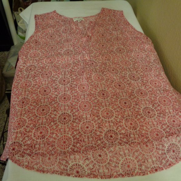 Women's New Blouse Sleeveless. Size L - Picture 5 of 7